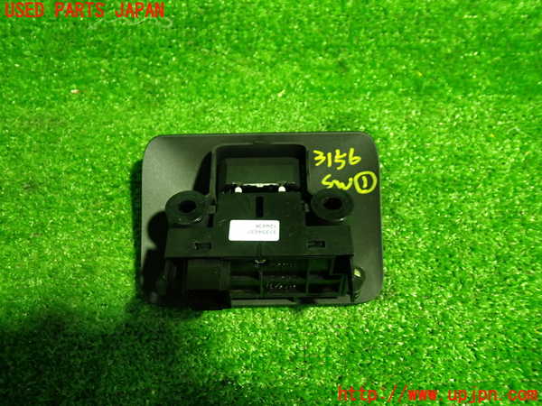 1UPJ-9231566306]ボルボ・XC60(DB4204TXC)スイッチ1 パーキング 中古_2