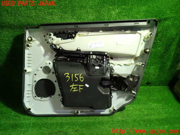 1UPJ-9231561264]ボルボ・XC60(DB4204TXC)左前ドア内張り 中古_4