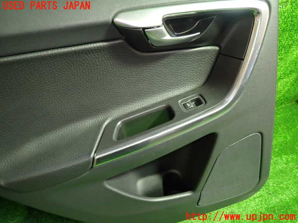 1UPJ-9231561324]ボルボ・XC60(DB4204TXC)左後ドア内張り 中古_2