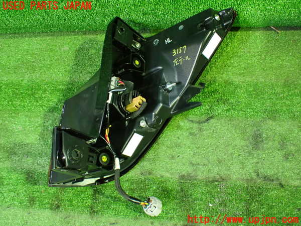 1UPJ-9231571536]ノア(ヴォクシー)(MZRA90W)左テールランプ 中古_2