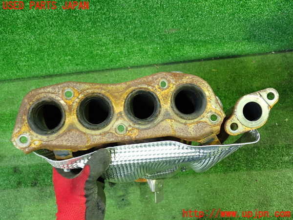 1UPJ-9231572661]ノア(ヴォクシー)(MZRA90W)触媒1 中古_3