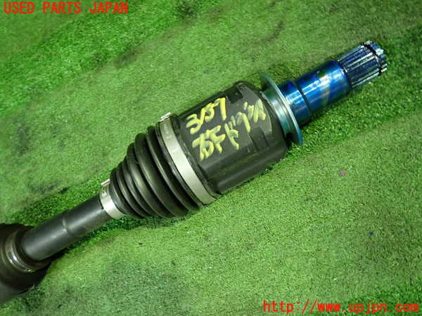 1UPJ-9231574010]ノア(ヴォクシー)(MZRA90W)右フロントドライブシャフト 中古_2