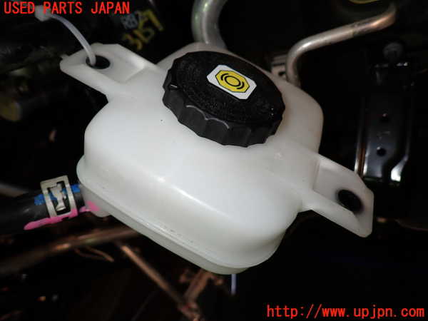 1UPJ-9231574050]ノア(ヴォクシー)(MZRA90W)ブレーキマスターシリンダー 中古_3