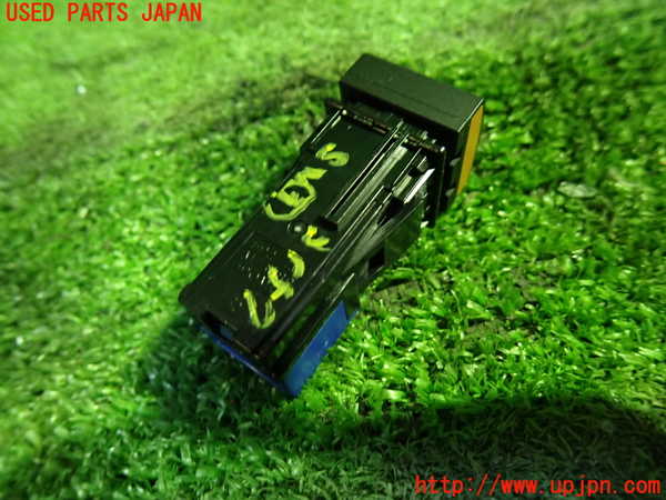5UPJ-9231576308]ノア(ヴォクシー)(MZRA90W)スイッチ3 (PWR DOOR OFF) 中古_2
