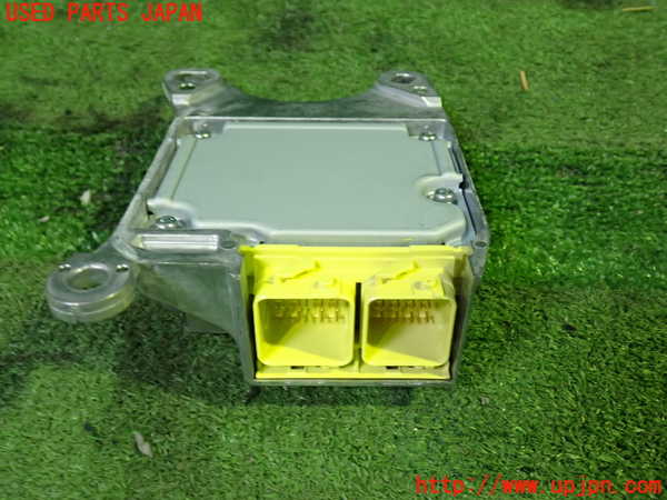 5UPJ-9231576145]ノア(ヴォクシー)(MZRA90W)エアバッグコンピューター 中古_2