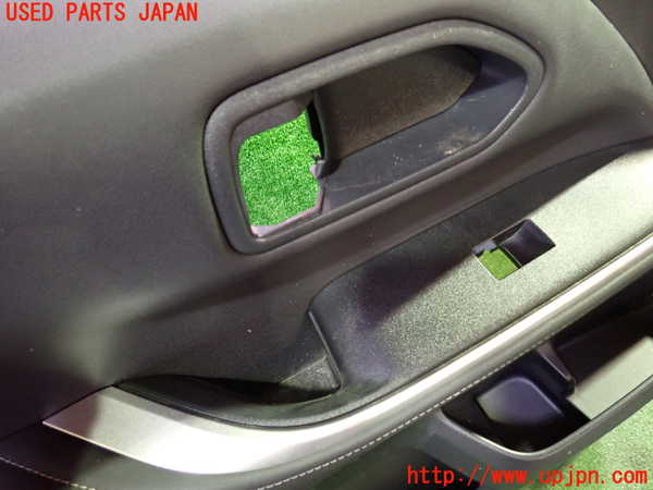 1UPJ-9231571264]ノア(ヴォクシー)(MZRA90W)左前ドア内張り 中古_2