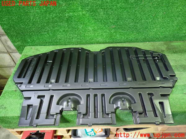 1UPJ-9231577771]ノア(ヴォクシー)(MZRA90W)ラゲッジトレイ1 中古_2