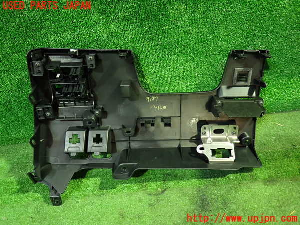 1UPJ-9231577691]ノア(ヴォクシー)(MZRA90W)内装トリム類1 中古_2