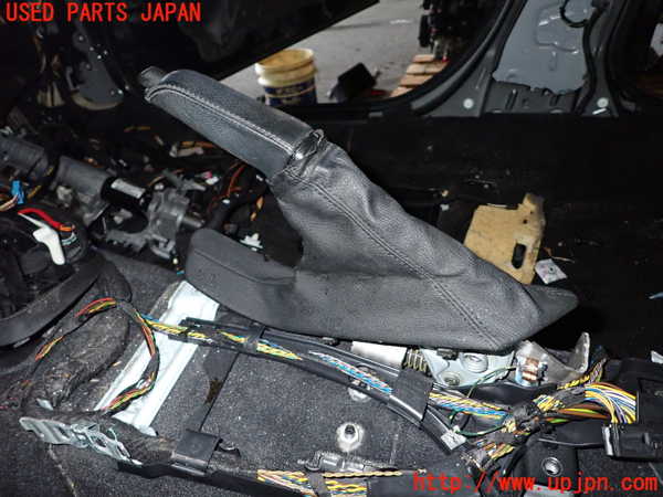1UPJ-9231587550]BMW X1 E84(VL25)サイドブレーキレバー 中古_2