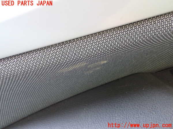 1UPJ-9231581264]BMW X1 E84(VL25)左前ドア内張り 中古_4