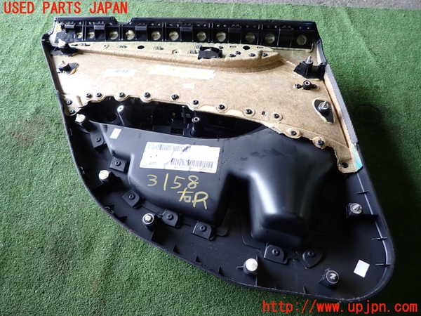 1UPJ-9231581294]BMW X1 E84(VL25)右後ドア内張り 中古_5