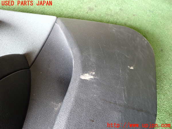 1UPJ-9231581324]BMW X1 E84(VL25)左後ドア内張り 中古_2