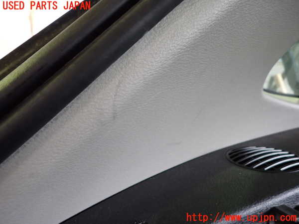 1UPJ-9231587680]BMW X1 E84(VL25)左リアピラートリム 中古_4