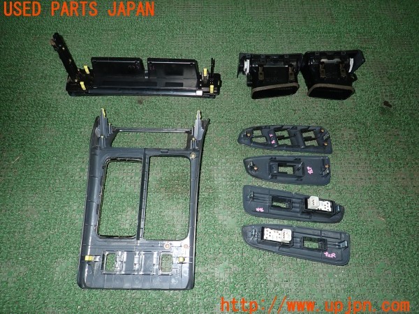 3UPJ=9231590645]クラウンエステート アスリートV(JZS171W)純正 吹き出し口 シフトパネル ウィンドウスイッチパネル 内装パネル 中古_5