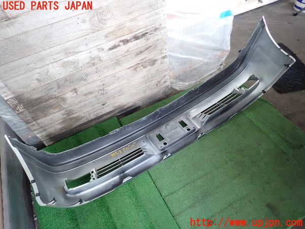 2UPJ-9231591010]クラウン エステート(JZS171W)フロントバンパー 中古_5