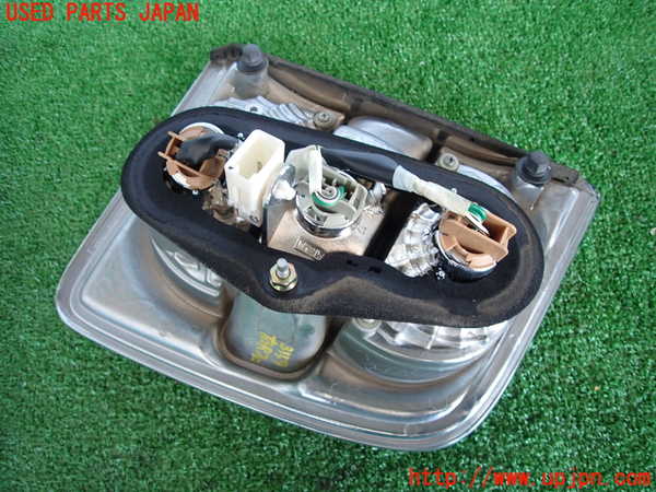 2UPJ-9231591550]クラウン エステート(JZS171W)右リアフィニッシャー 中古_2