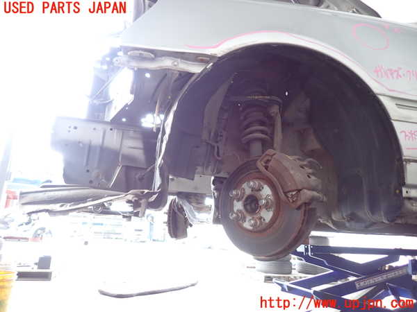 2UPJ-9231591092]クラウン エステート(JZS171W)左前フェンダーライナー 中古_2