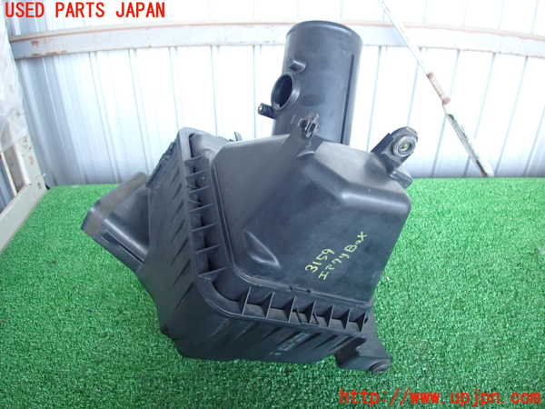 2UPJ-9231592560]クラウン エステート(JZS171W)エアクリーナーボックス 中古_2