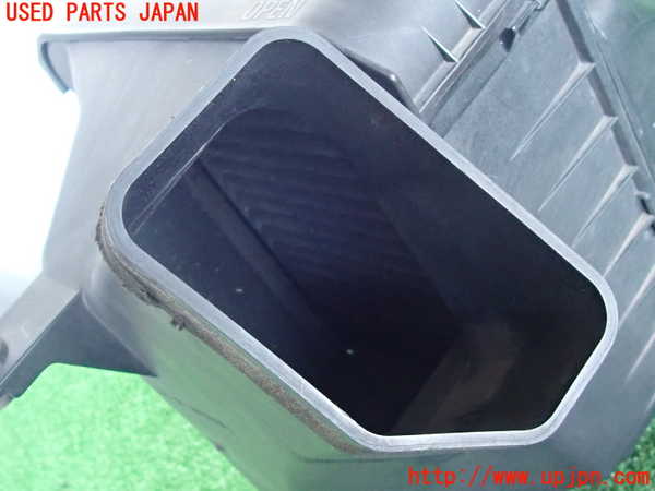 2UPJ-9231592560]クラウン エステート(JZS171W)エアクリーナーボックス 中古_4