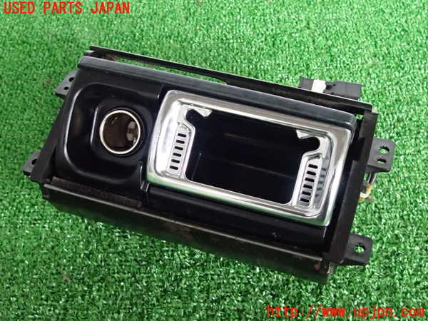 2UPJ-9231597821]クラウン エステート(JZS171W)灰皿1 中古_2