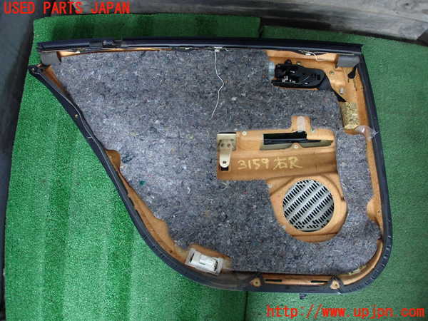 2UPJ-9231591294]クラウン エステート(JZS171W)右後ドア内張り 中古_4