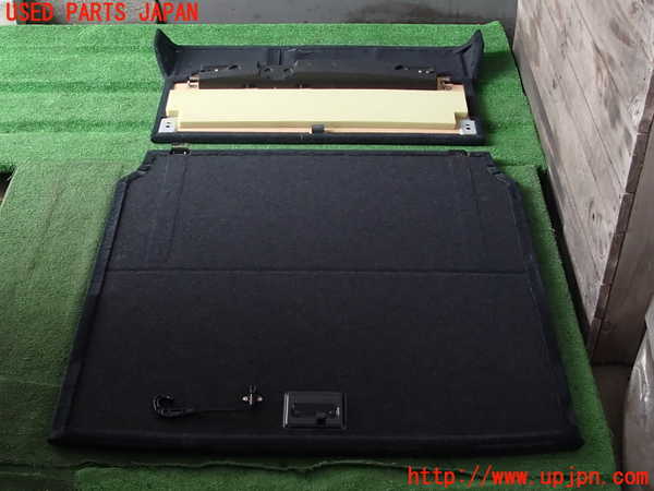 2UPJ-9231597771]クラウン エステート(JZS171W)ラゲッジトレイ1 中古_2