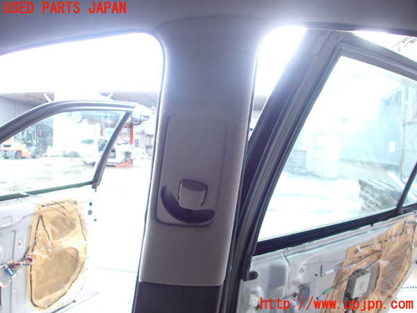 2UPJ-9231597665]クラウン エステート(JZS171W)右センターピラートリム 中古_2