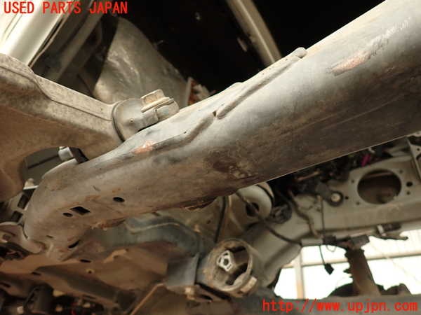 2UPJ-9231605285]キャデラック・SRX クロスオーバー(T166C-)フロントメンバー 中古_2