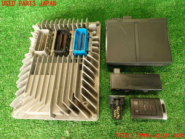 2UPJ-9231606110]キャデラック・SRX クロスオーバー(T166C-)エンジンコンピューター 中古_2