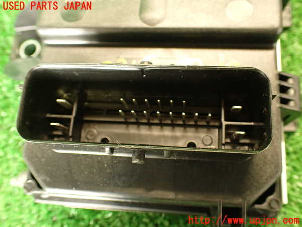 2UPJ-9231606148]キャデラック・SRX クロスオーバー(T166C-)コンピューター3 (20831727) 中古_3