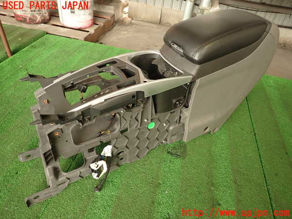 2UPJ-9231607540]キャデラック・SRX クロスオーバー(T166C-)センターコンソール 中古_4