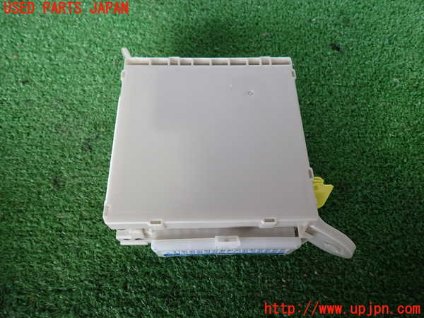 2UPJ-9231616741]レクサス・LS460(USF40)ヒューズボックス1 中古_2
