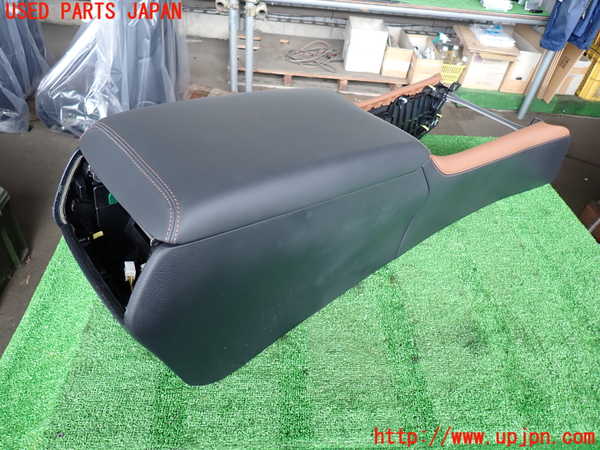 2UPJ-9231617540]レクサス・LS460(USF40)センターコンソール 中古_3