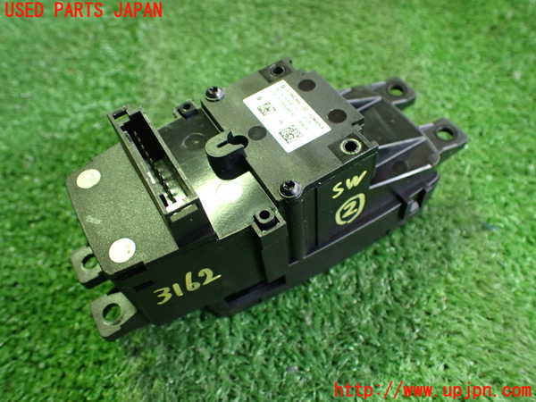 2UPJ-9231626307]BMW Z4(LM25)(E89)スイッチ2 (パーキングブレーキ) 中古_3