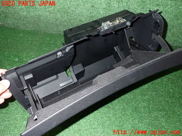 2UPJ-9231627516]BMW Z4(LM25)(E89)グローブボックス1 中古_3
