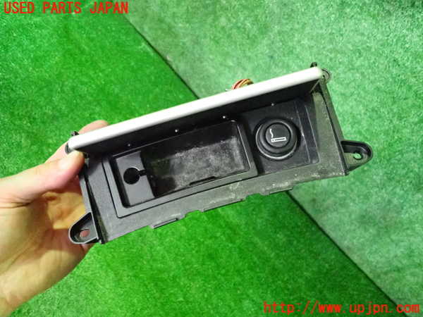 2UPJ-9231627821]BMW Z4(LM25)(E89)灰皿1 中古_2