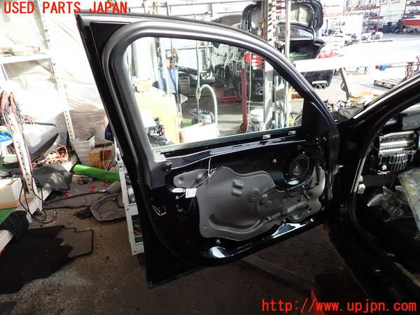 2UPJ-9231631260]BMW 320d(3D20)左前ドア (43R-001735) 中古 (F30)_2