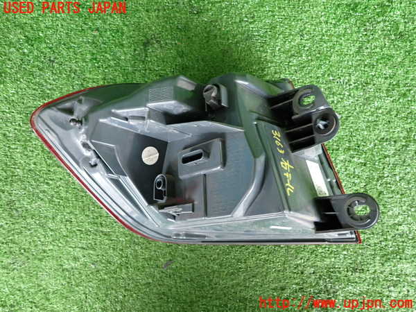 2UPJ-9231631530]BMW 320d(3D20)右テールランプ 中古 (F30)_3