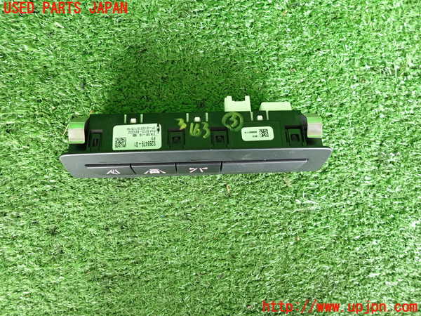 2UPJ-9231636308]BMW 320d(3D20)スイッチ3 (ドライバーアシストシステム レーン) 中古 (F30)_2