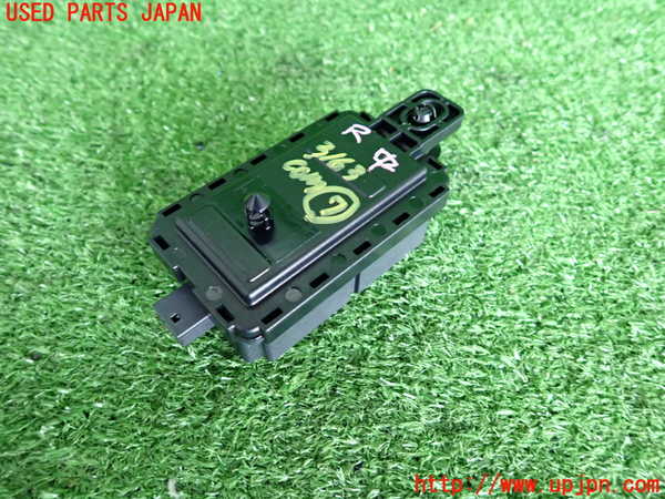 2UPJ-9231636152]BMW 320d(3D20)コンピューター7 中古 (F30)_2