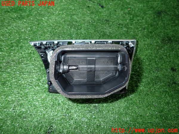 2UPJ-9231637526]BMW 320d(3D20)エアコン吹き出し口1 (右) 中古 (F30)_3