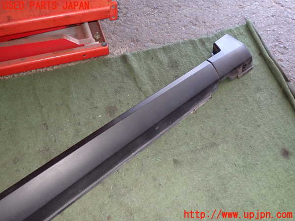 2UPJ-9231641390]プジョー・2008(A94HN01)右サイドステップ 中古_2