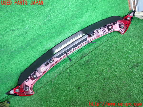2UPJ-9231641520]プジョー・2008(A94HN01)リアスポイラー 中古_4