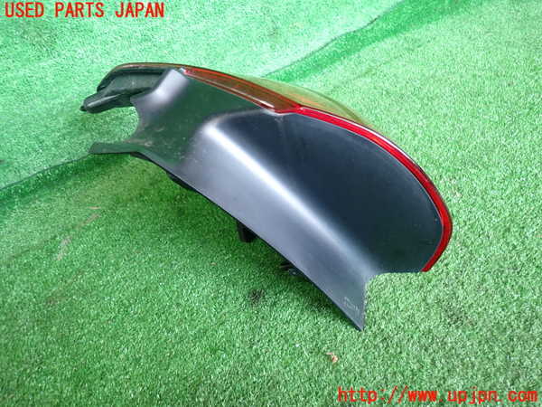 2UPJ-9231641530]プジョー・2008(A94HN01)右テールランプ 中古_2