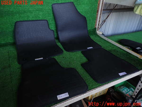 2UPJ-9231647800]プジョー・2008(A94HN01)フロアマット 中古_4