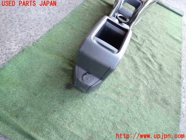 2UPJ-9231647540]プジョー・2008(A94HN01)センターコンソール 中古_5