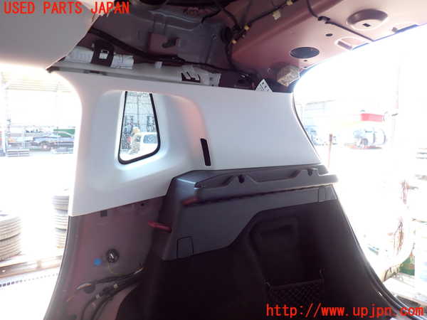 2UPJ-9231647675]プジョー・2008(A94HN01)右リアピラートリム 中古_2