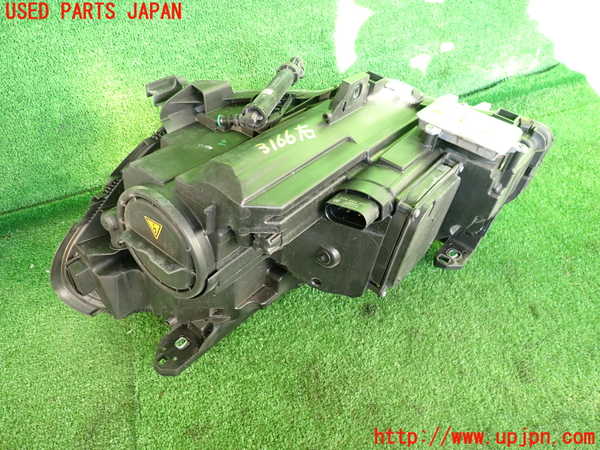2UPJ-9231661130]ベンツ B180(246242)(246)右ヘッドライト HID 中古_2