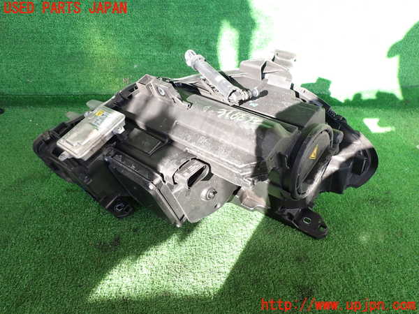 2UPJ-9231661132]ベンツ B180(246242)(246)左ヘッドライト HID 中古_2
