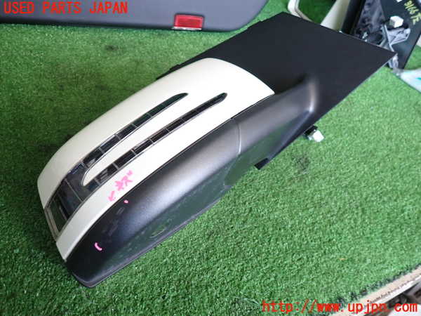 2UPJ-9231661210]ベンツ B180(246242)(246)右ドアミラー 中古_2